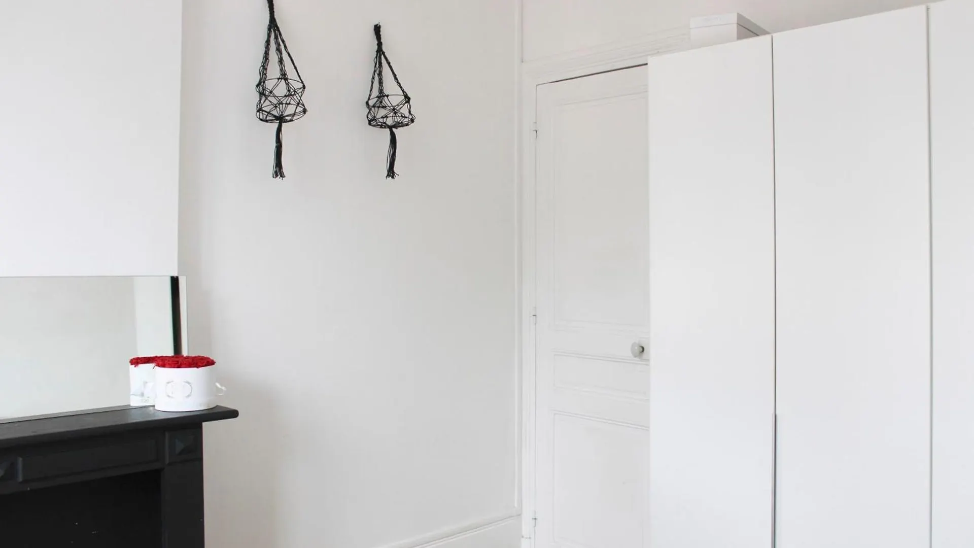 Bright Apartment With View And Comfort Paris