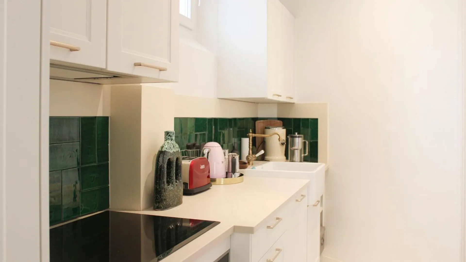 Bright Apartment With View And Comfort Paris