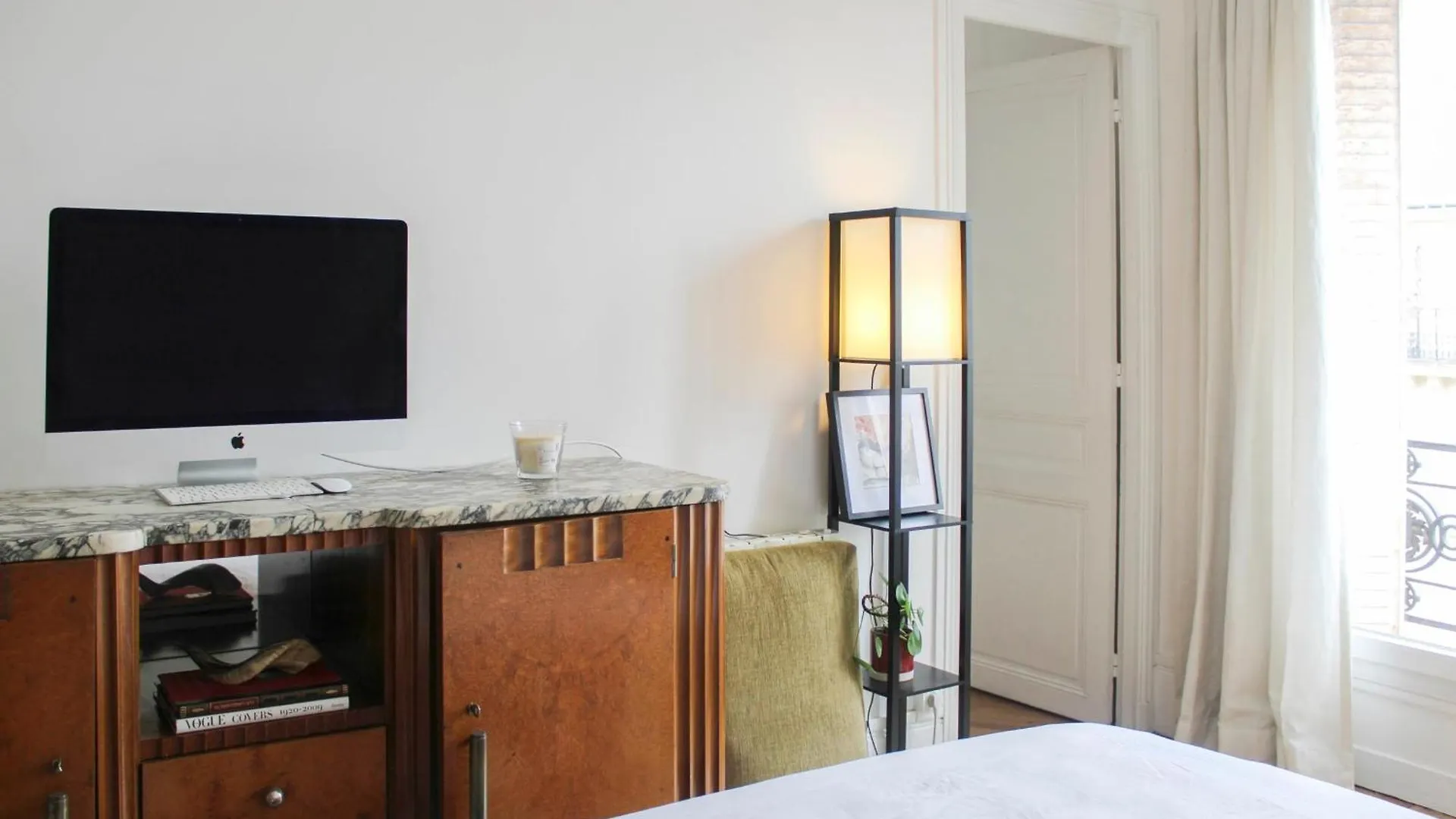 Bright Apartment With View And Comfort Paris