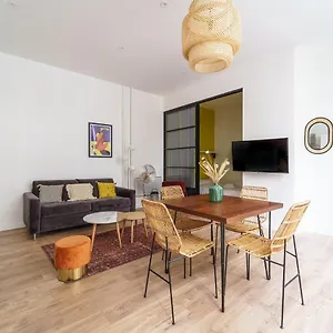  Apartment Parisuites Canal Saint Martin Chic & Design & Cosy